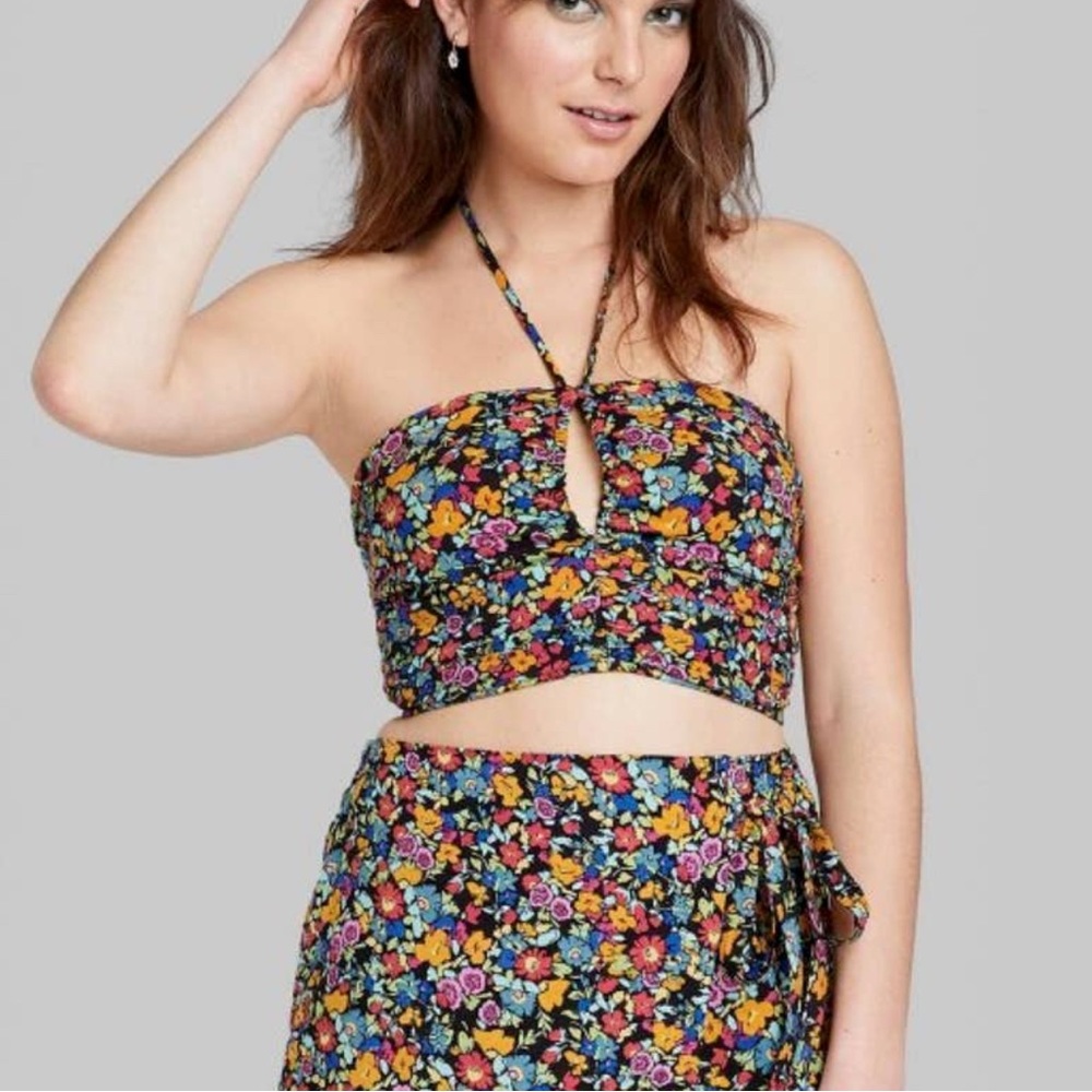 NWT Wild Fable Multi Floral Halter Cropped Top